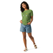 Load image into Gallery viewer, Queen Mom#2 Women's Relaxed T-Shirt